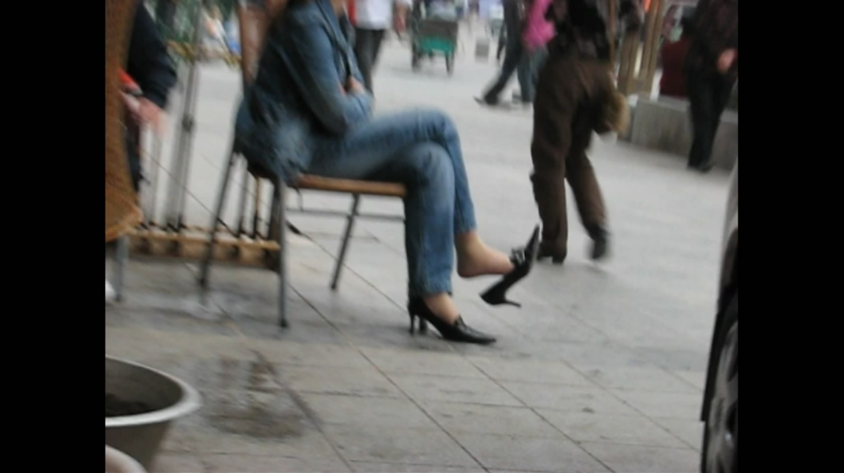 streetsnapdangl[00 00 40][20181126 234354 7]